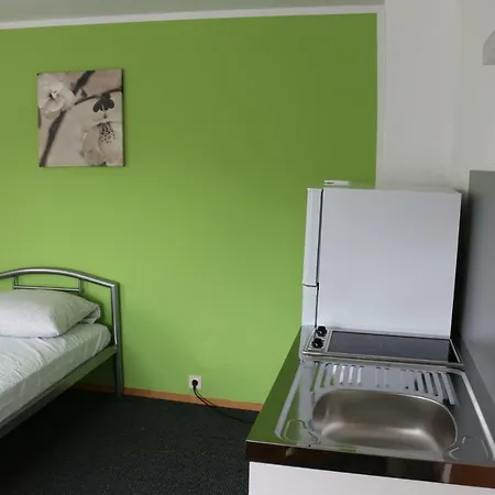 Auberge de jeunesse One - *